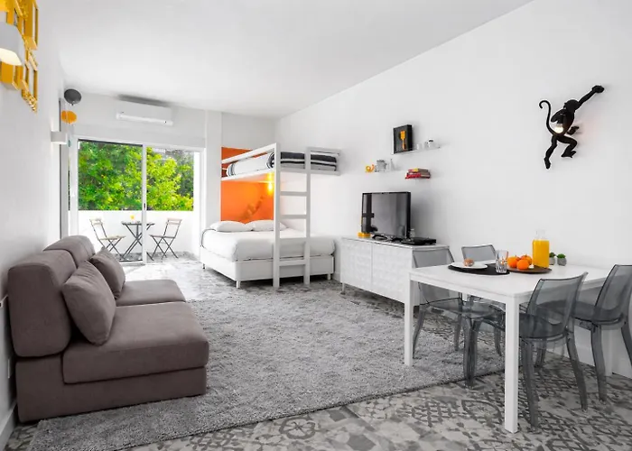 Warm Yellow * 阿尔布费拉