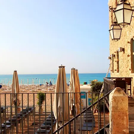 Warm Yellow * Albufeira