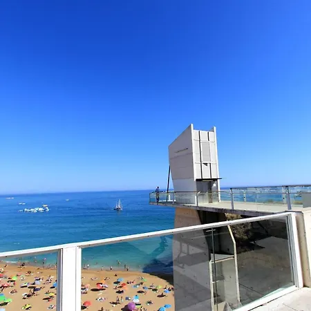 Warm Yellow Appartement *