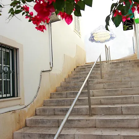 Warm Yellow * Албуфейра