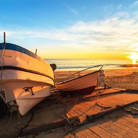 Warm Yellow * Албуфейра